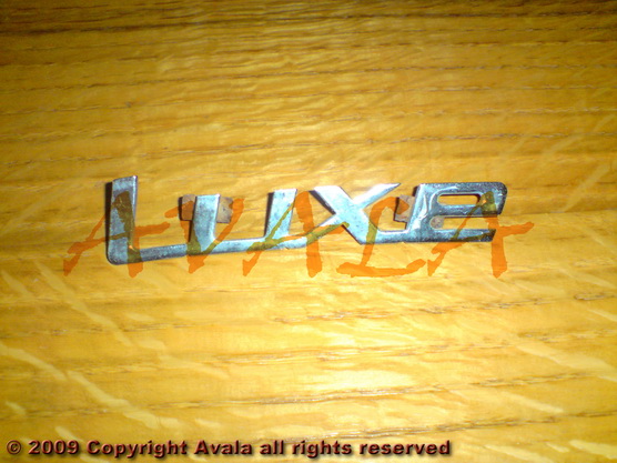 Auto oznaka \"Luxe\" niklovana *10804583*